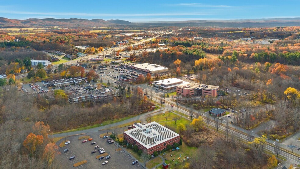 More Photos Of 100 University Dr, Amherst Medical For Lease