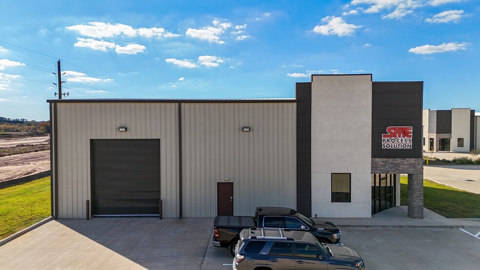 More Photos Of 16647 Telge Rd, Cypress Warehouse For Sale