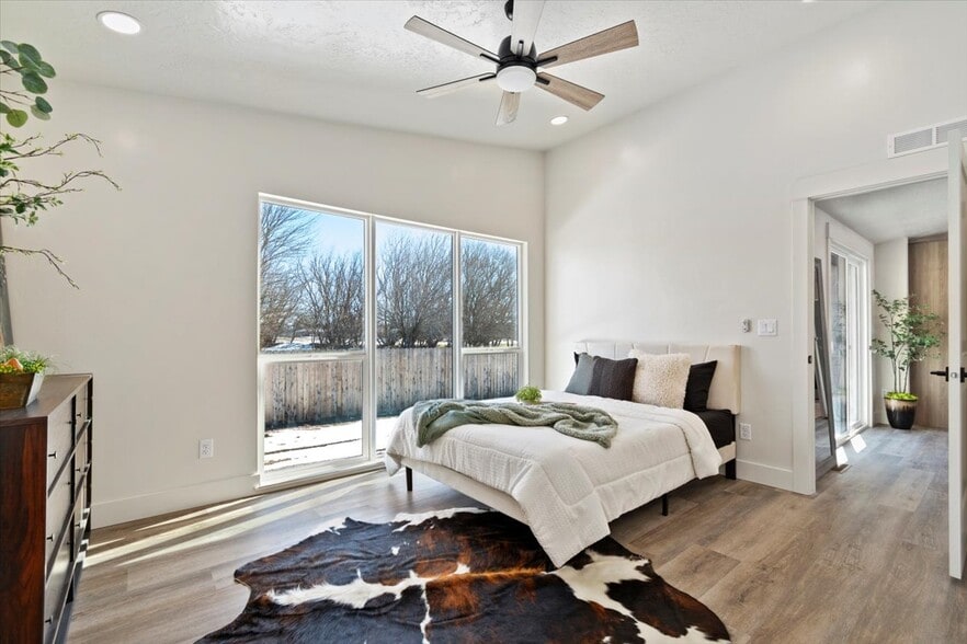More Photos Of 362-436 W London St, Middleton Manufactured Housing Mobile Home Park For Sale