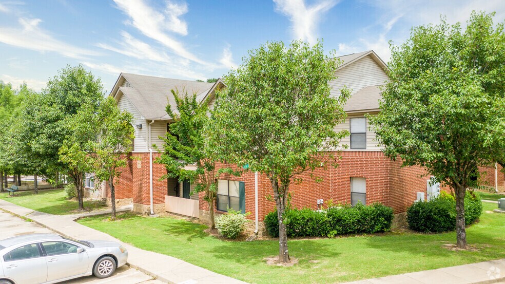 Primary Photo Of 1636 Raymond Rd, Jackson Apartments For Sale