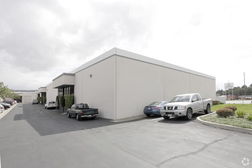 Primary Photo Of 4114-4120 Valley Blvd, Walnut Warehouse For Lease