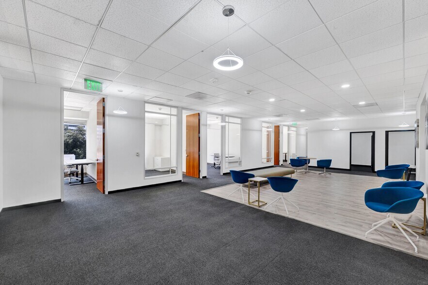 More Photos Of 221 S Figueroa St, Los Angeles Loft Creative Space For Lease