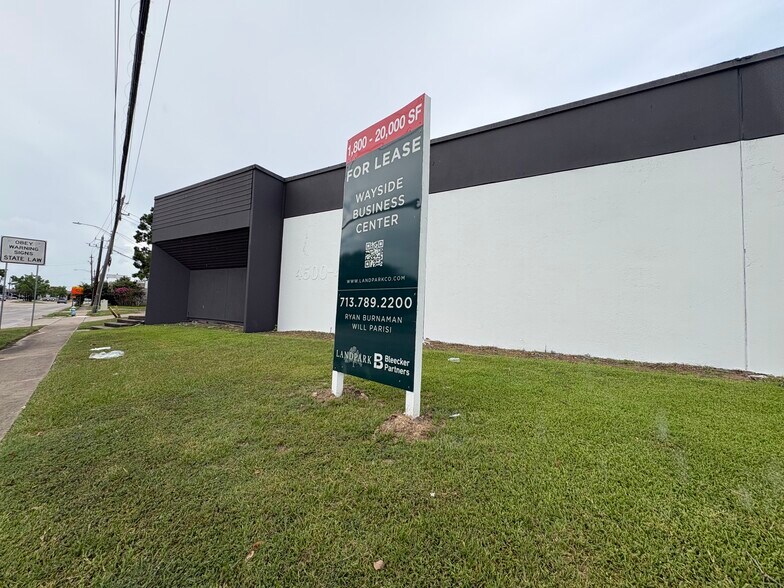 More Photos Of 4400 S Wayside Dr, Houston Unknown For Lease
