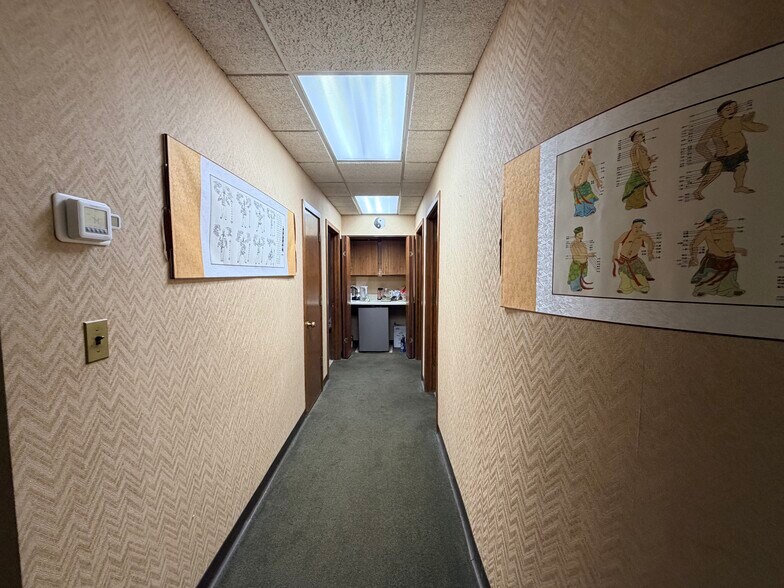 More Photos Of 2 Hillside Ave, Williston Park Medical For Lease