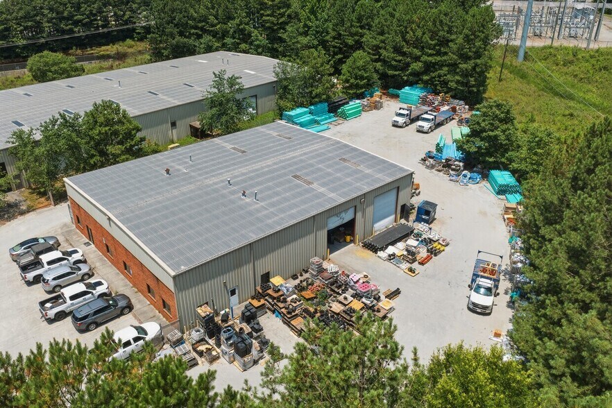 Primary Photo Of 3450 Novis Pt NW, Acworth Warehouse For Lease