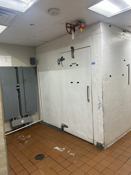 More Photos Of 1701 Payne St, Dallas Apartments For Lease