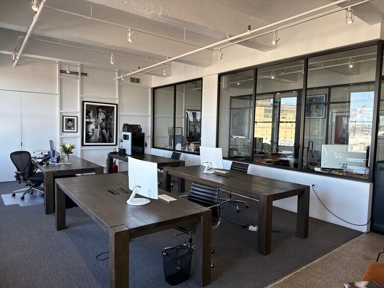 More Photos Of 210 Eleventh Ave, New York Office For Lease