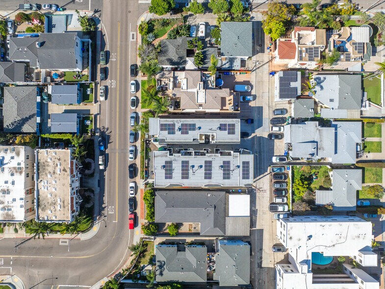 More Photos Of 1420 Pacific Beach Dr, San Diego Apartments For Sale
