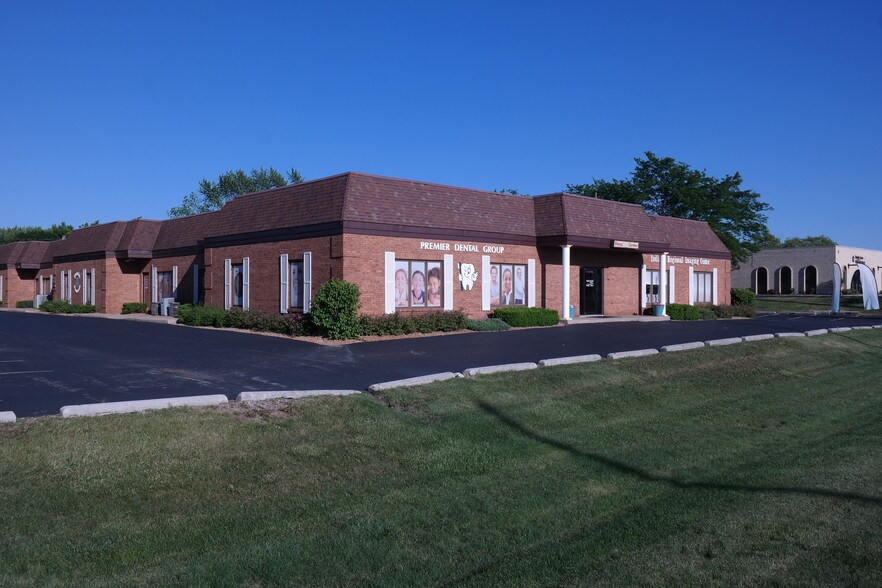 Primary Photo Of 7889 Broadway, Merrillville Medical For Lease