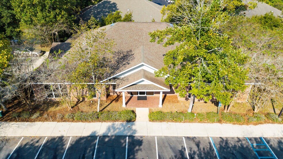More Photos Of 2565 Barrington Cir, Tallahassee Office For Sale