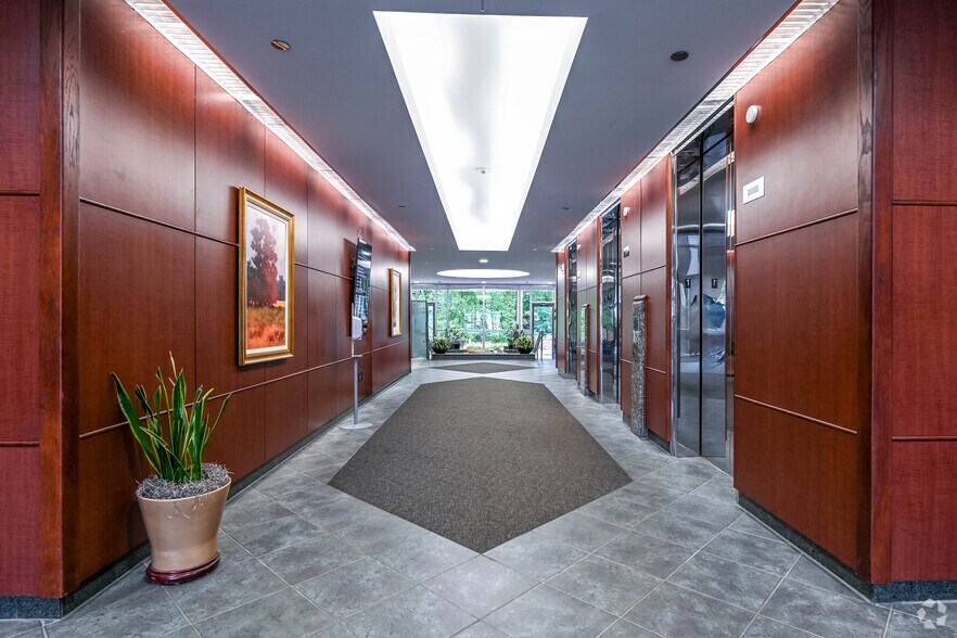 More Photos Of 7501 Boulder View Dr, North Chesterfield Unknown For Lease