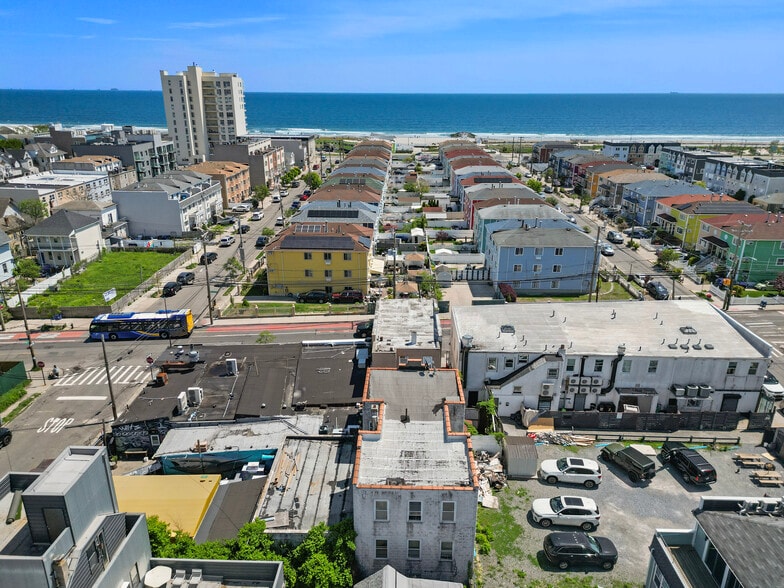 More Photos Of 9710 Rockaway Beach Blvd, Rockaway Beach Storefront Retail Residential For Sale