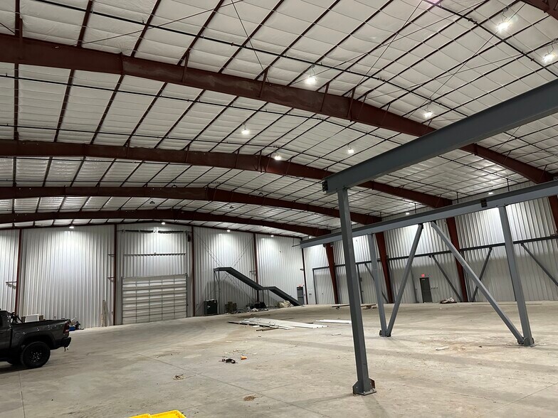 More Photos Of 1201 E Houston St, Broken Arrow Refrigeration Cold Storage For Sale