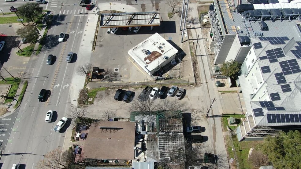 Primary Photo Of 902 E 7th St, Austin Office For Lease