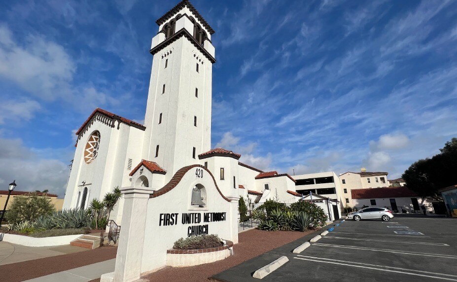 Primary Photo Of 420 W 19th St, Costa Mesa Religious Facility For Lease