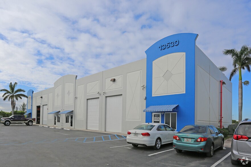 More Photos Of 13550 NW 107th Ave, Hialeah Gardens Warehouse For Lease
