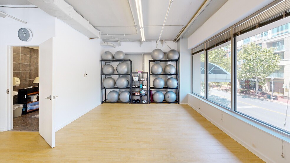 More Photos Of 513 W Broad St, Falls Church Apartments For Sale