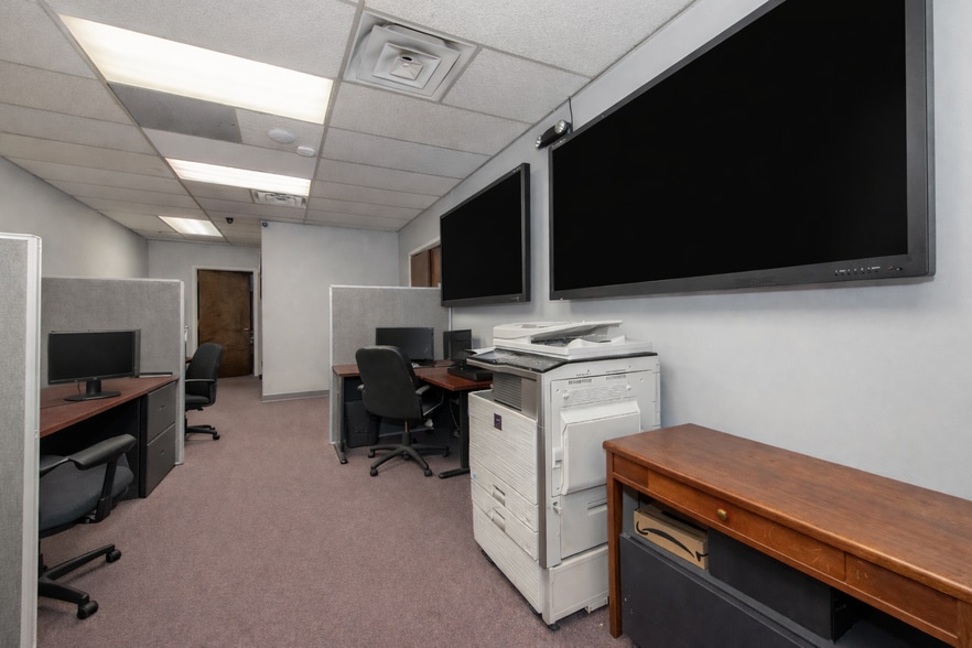 More Photos Of 58-60 Main St, Hackensack Office For Sale