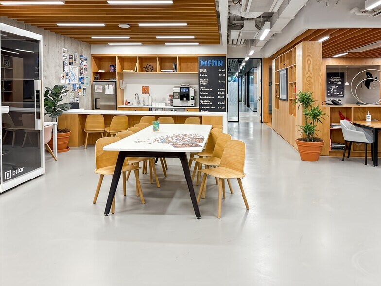 More Photos Of 1201 2nd Ave, Seattle Coworking Space