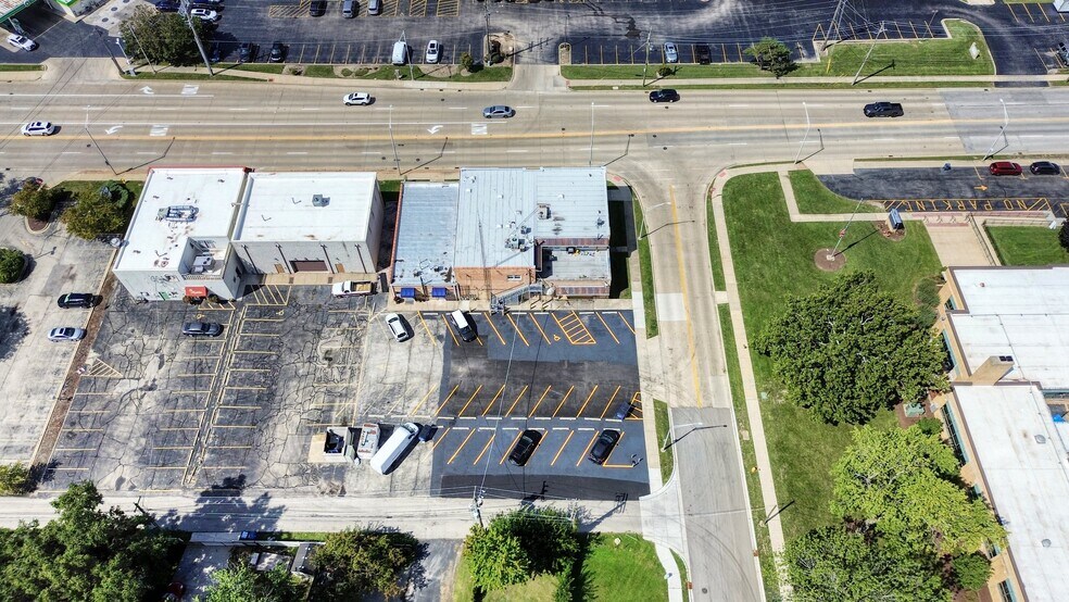 More Photos Of 329 N Addison Rd, Addison Storefront For Sale