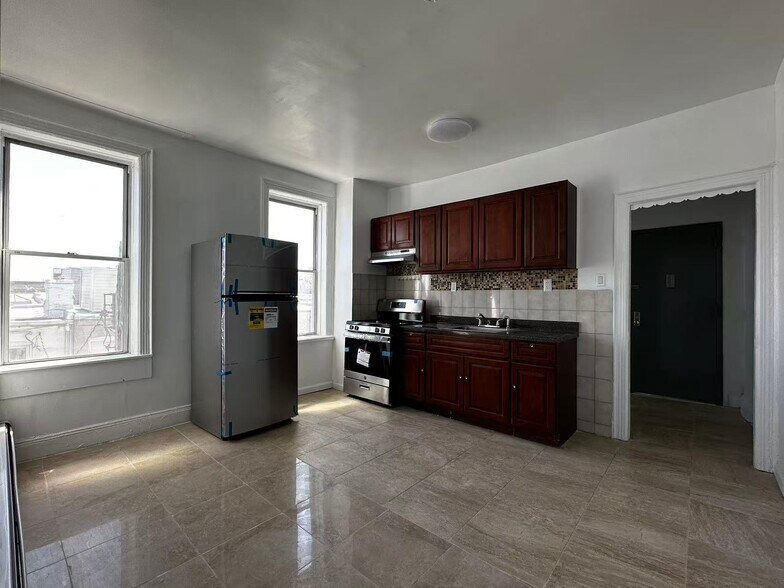 More Photos Of 1569 70th St, Brooklyn Apartments For Sale
