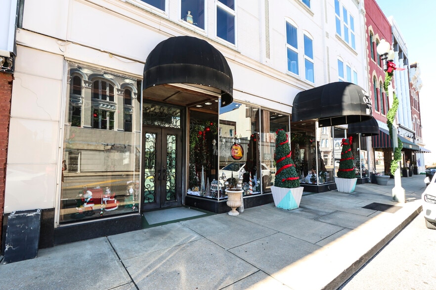More Photos Of 1024 Noble St, Anniston Storefront Retail Office For Sale