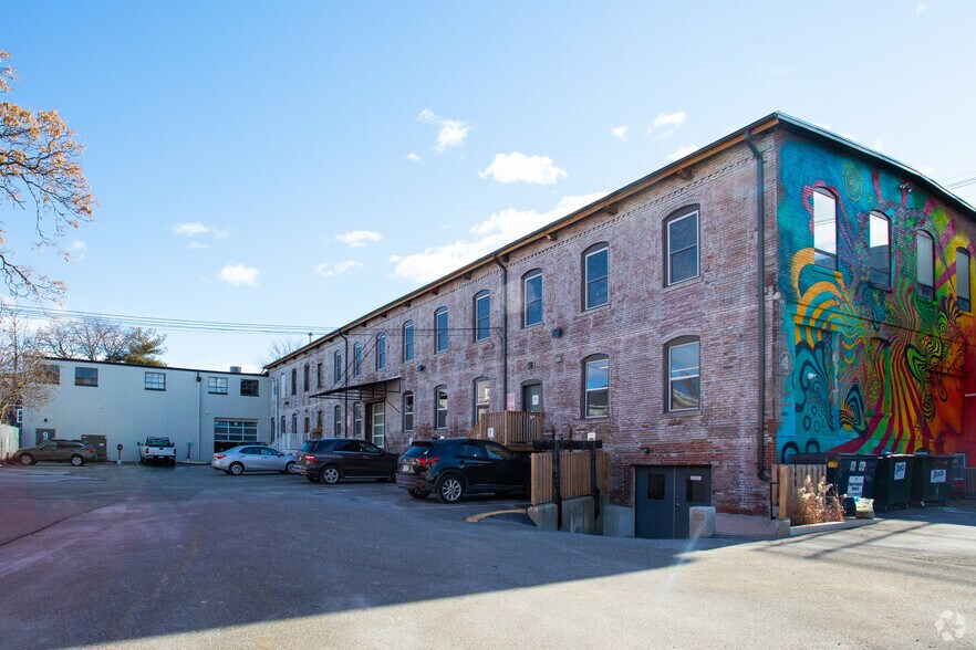 More Photos Of 285 Washington St, Somerville Loft Creative Space For Lease