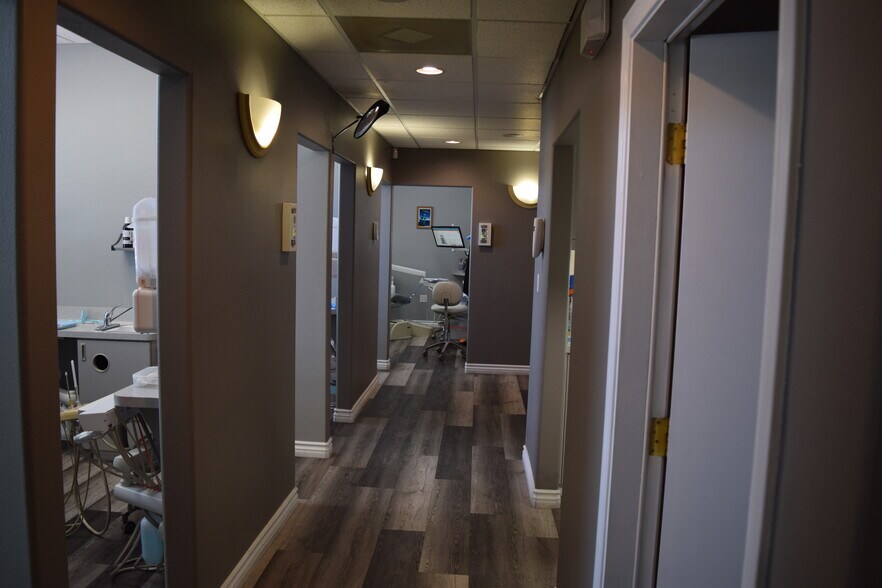 More Photos Of 3505 E Harmon Ave, Las Vegas Medical For Lease