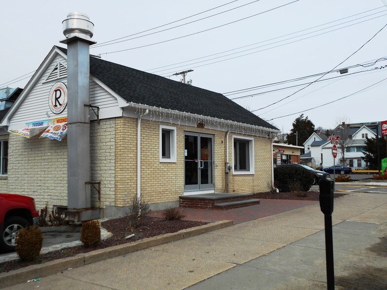 More Photos Of 148 Elizabeth St, Derby Restaurant For Lease