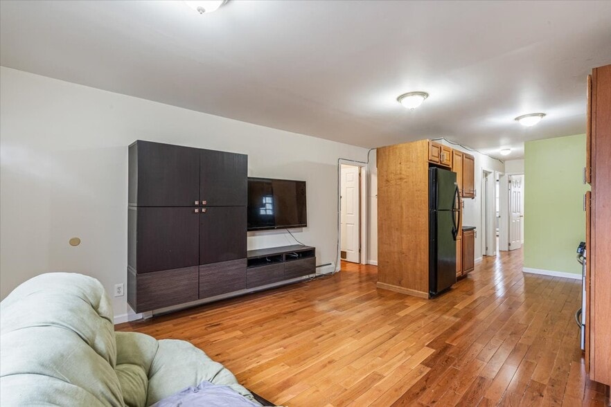 More Photos Of 414 Franklin Ave, Brooklyn Apartments For Sale