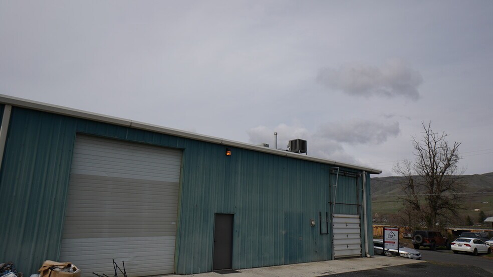 More Photos Of 2704 Clearwater Ave, Lewiston Industrial For Sale