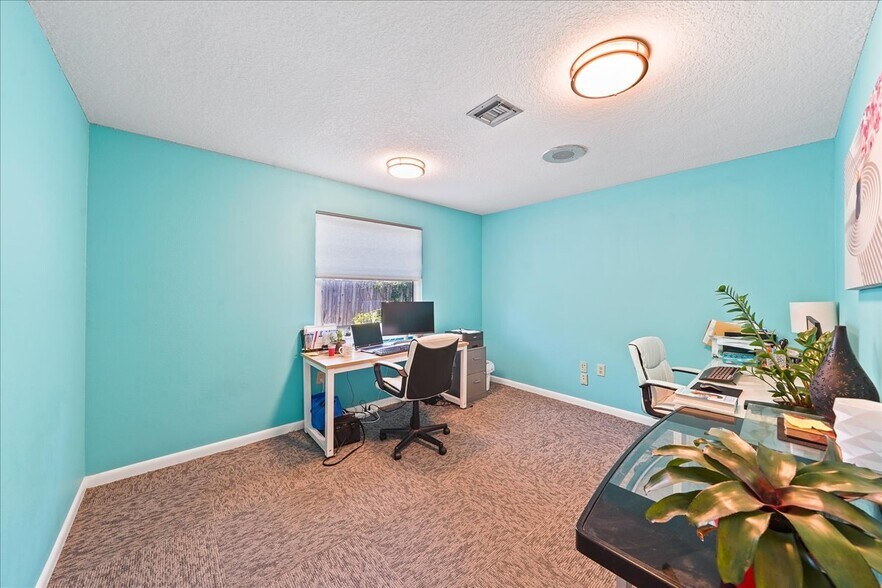 More Photos Of 111 Scott St, Melbourne Office For Sale