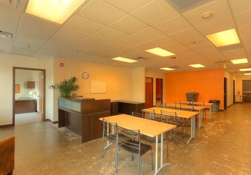 More Photos Of 3280 Downing St, Denver Apartments For Lease