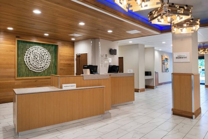 More Photos Of 3540 Rosedale Hwy, Bakersfield Hotel For Sale