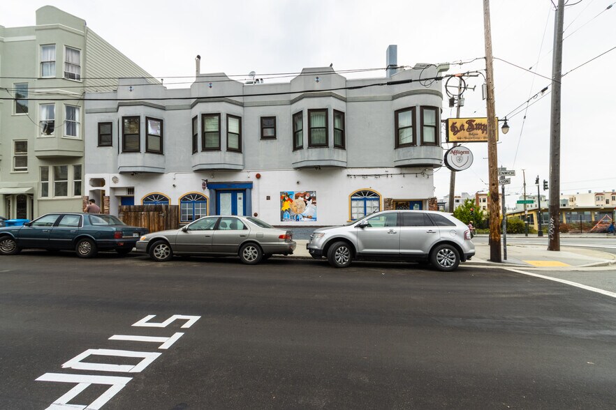 More Photos Of 800 Greenwich St, San Francisco Storefront Retail Residential For Lease