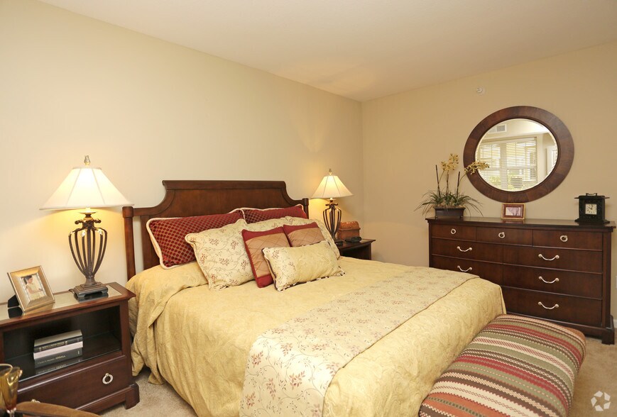 More Photos Of 10225 City Walk Dr, Woodbury Apartments For Sale