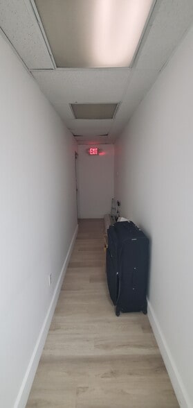 More Photos Of 2100 NW 93rd Ave, Miami Warehouse For Sale