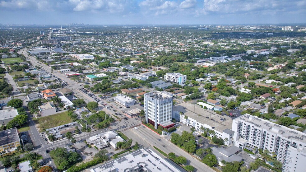 More Photos Of 225 N Federal Hwy, Pompano Beach Office For Lease