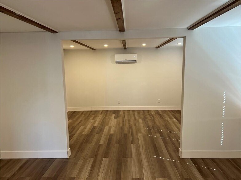 More Photos Of 50 New River Rd, Manville Office For Sale