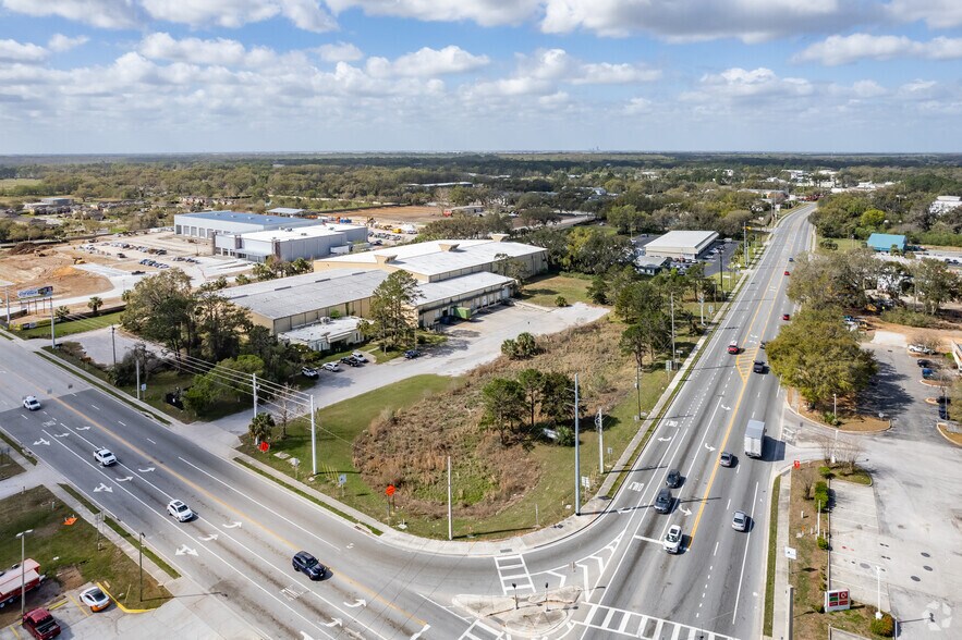 More Photos Of 3301 W Main St, Leesburg Warehouse For Lease