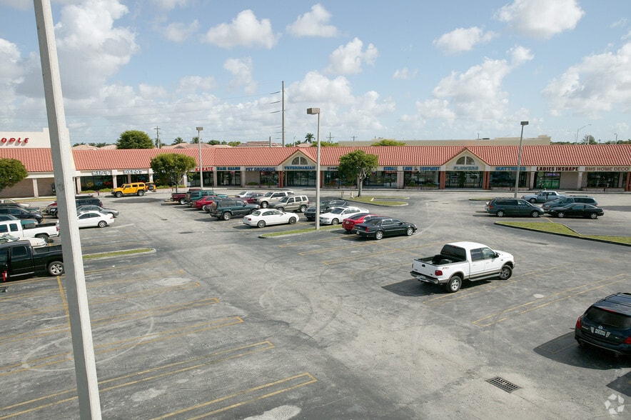 More Photos Of 14505-14657 SW 42nd St, Miami General Retail For Lease
