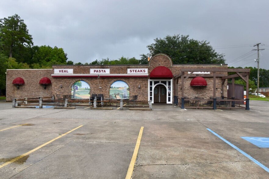 Primary Photo Of 8500 Dorchester Rd, North Charleston Restaurant For Lease