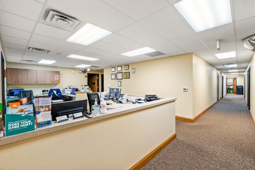 More Photos Of 77-87 Glade Dr, Kittanning Flex For Sale