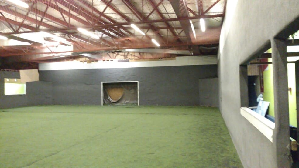 More Photos Of 424 Nash Rd, New Bedford Warehouse For Sale