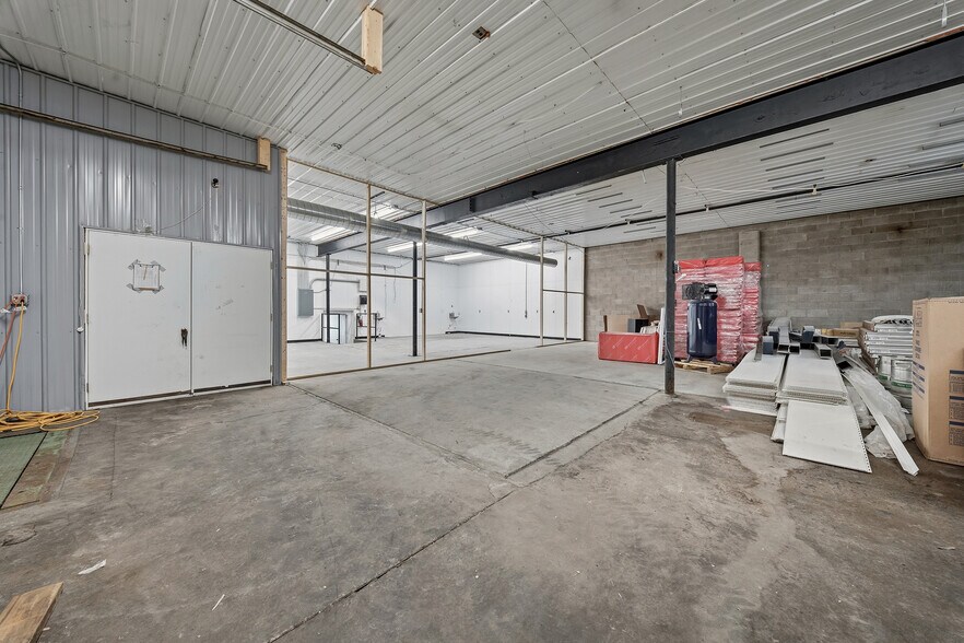 More Photos Of 15 E Walnut St, Chippewa Falls Industrial For Sale