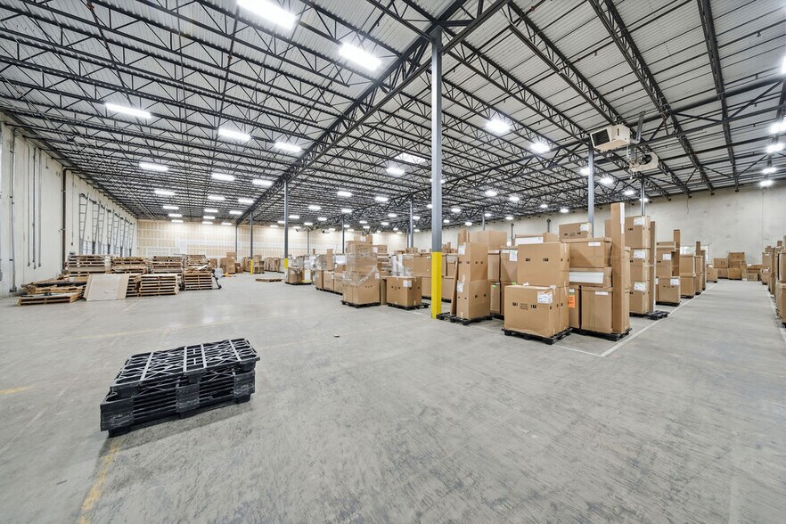 More Photos Of 5500 Mid Cities, Schertz Warehouse For Lease