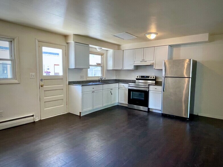 More Photos Of 101 Hooper Rd, Endicott Apartments For Sale