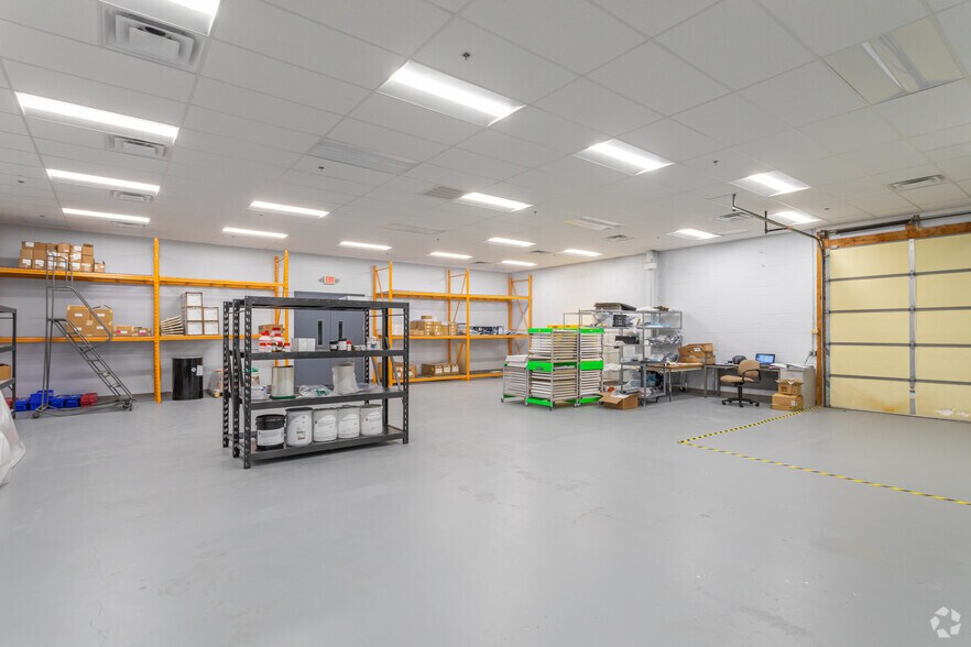 More Photos Of 1 Ivybrook Blvd, Warminster Township Light Distribution For Lease