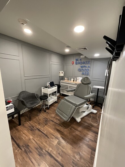 More Photos Of 263 Grand St, Jersey City Apartments For Lease