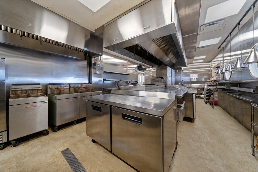 More Photos Of 4242 Laguna Shores Rd, Corpus Christi Marina For Lease
